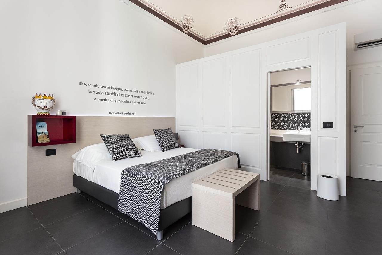 Couette-café Nostos & 3*